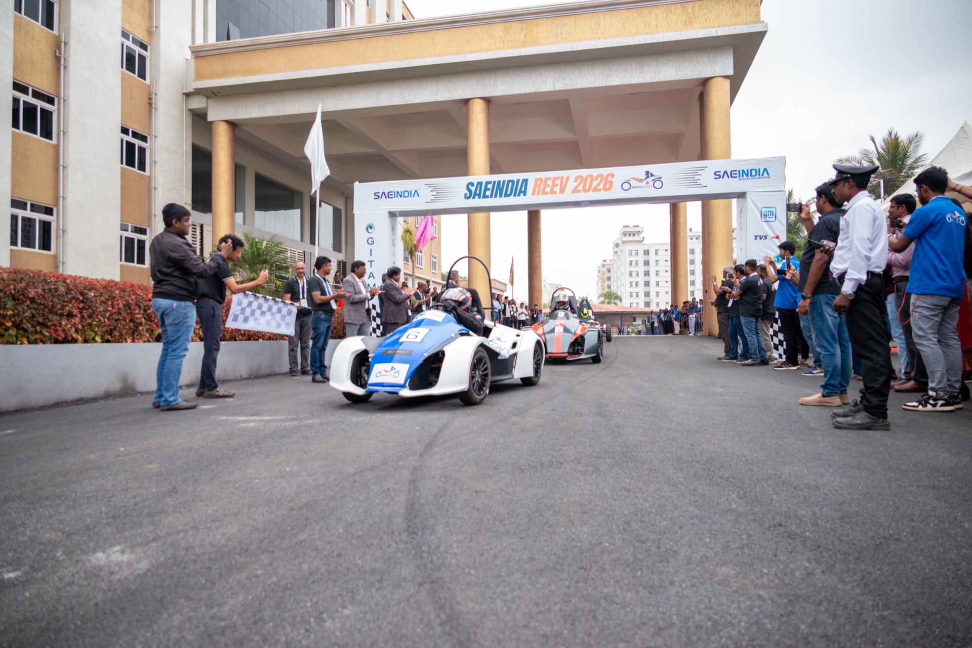REEV vehicle crossing the finish line during the endurance run